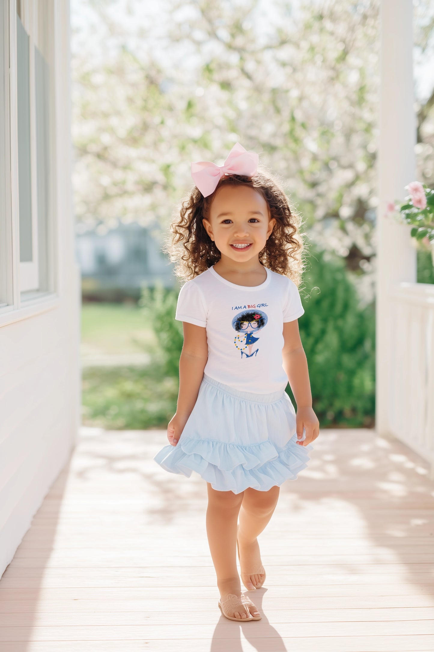 Funny Toddler Girl T-Shirt – “I Am a Big Girl” Shirt for Sassy Little Ladies, Cute Birthday Gift for Ages 2–5